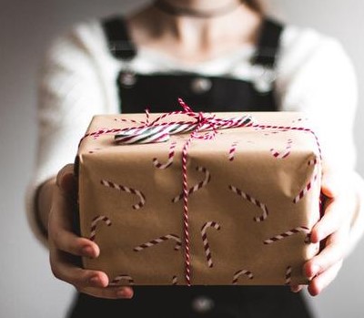 Read more about the article Gen Z Gaet Relation-Sipping Jadi Tren Kencan Valentine 2026